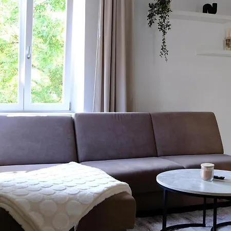 Διαμέρισμα Casa Luxe - 110qm - Stadtmitte - Familienfreundlich - Parkplatz - 5km Zum Legoland Γκούνζμπουργκ